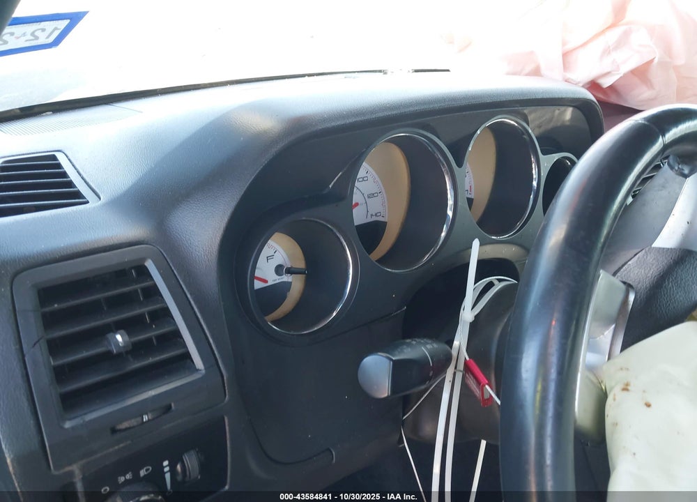 2012 DODGE CHALLENGER SXT VIN: 2C3CDYAG6CH176860
