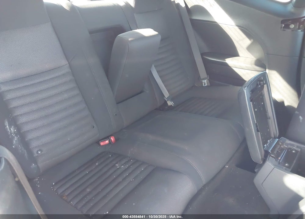 2012 DODGE CHALLENGER SXT VIN: 2C3CDYAG6CH176860