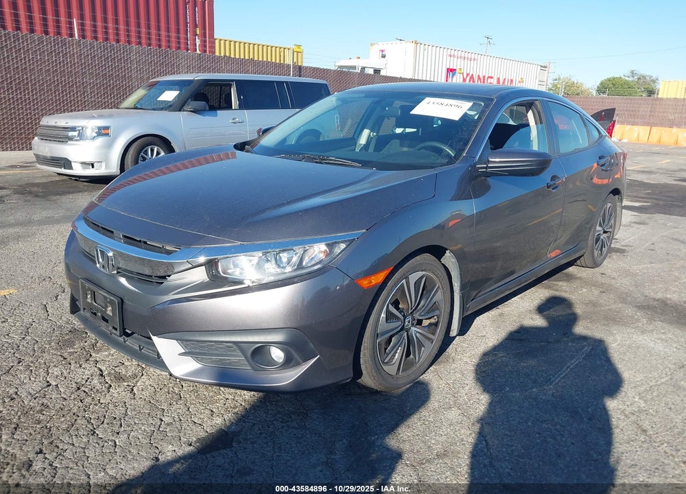 2018 HONDA CIVIC VIN: JHMFC1F31JX014277