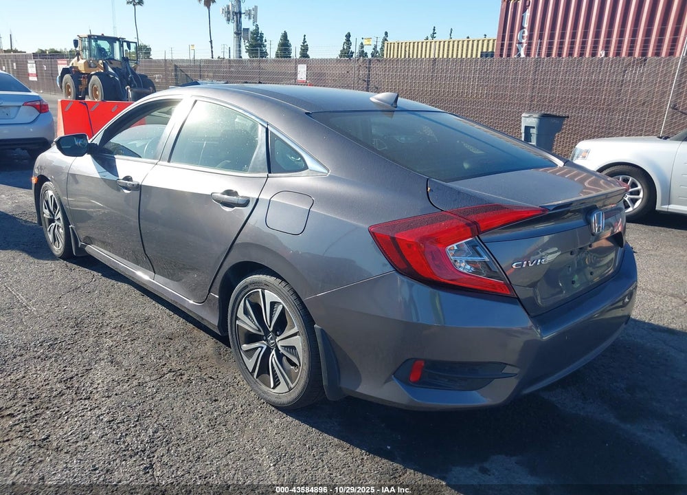 2018 HONDA CIVIC VIN: JHMFC1F31JX014277