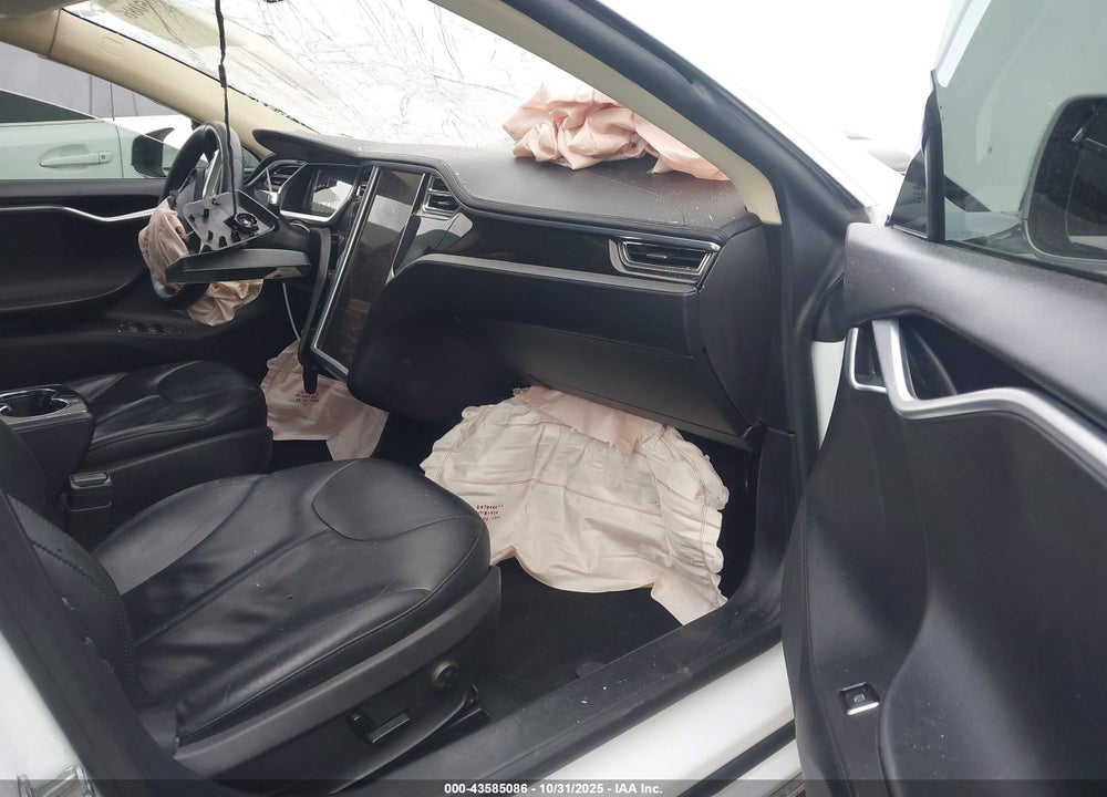 2013 TESLA MODEL S VIN: 5YJSA1CN8DFP06272