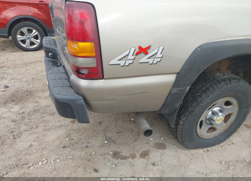 2000 CHEVROLET SILVERADO 1500 VIN: 1GCEK14V0YE284546