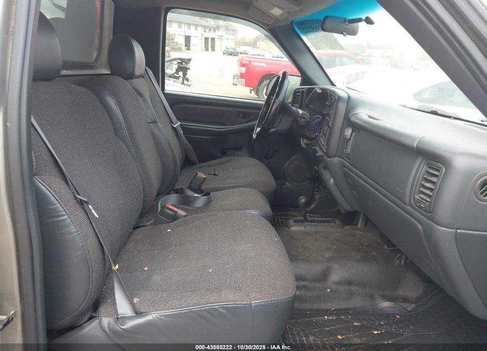 2000 CHEVROLET SILVERADO 1500 VIN: 1GCEK14V0YE284546