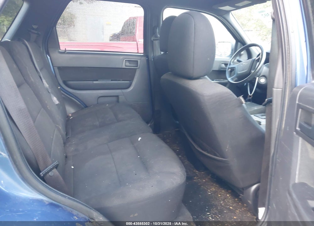2009 FORD ESCAPE VIN: 1FMCU93G79KA95216