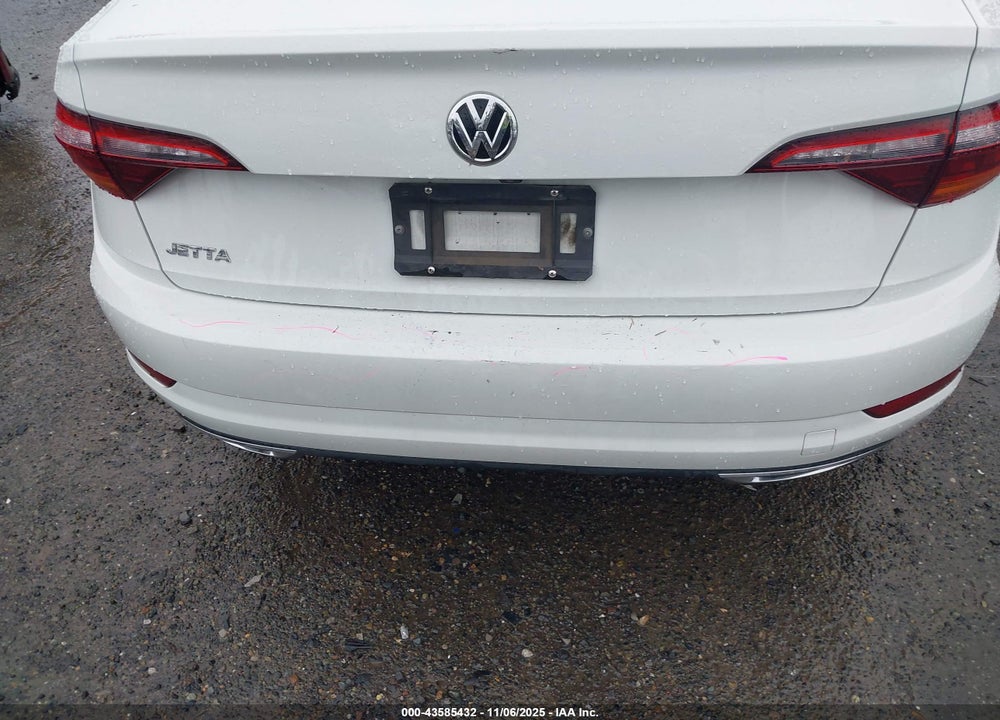 2019 VOLKSWAGEN JETTA 1.4T R-LINE/1.4T S/SE VIN: 3VWCB7BU3KM139097