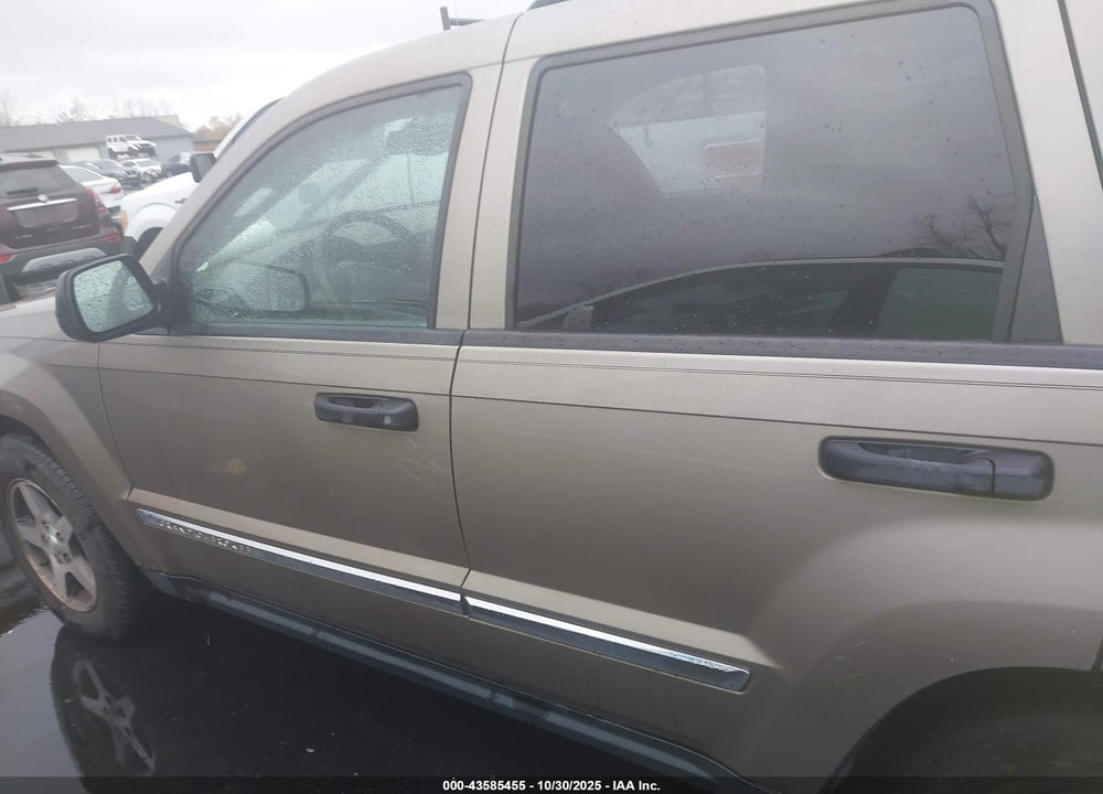 2005 JEEP GRAND CHEROKEE LAREDO VIN: 1J4GR48K05C648830