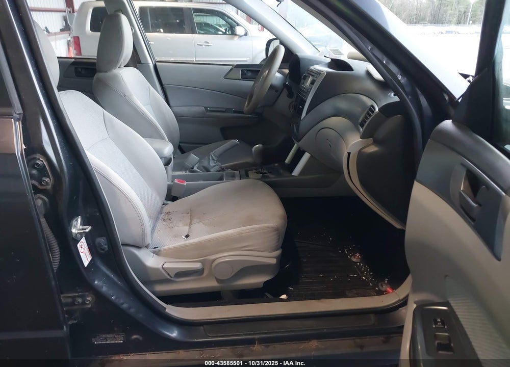 2013 SUBARU FORESTER VIN: JF2SHABC1DH400091
