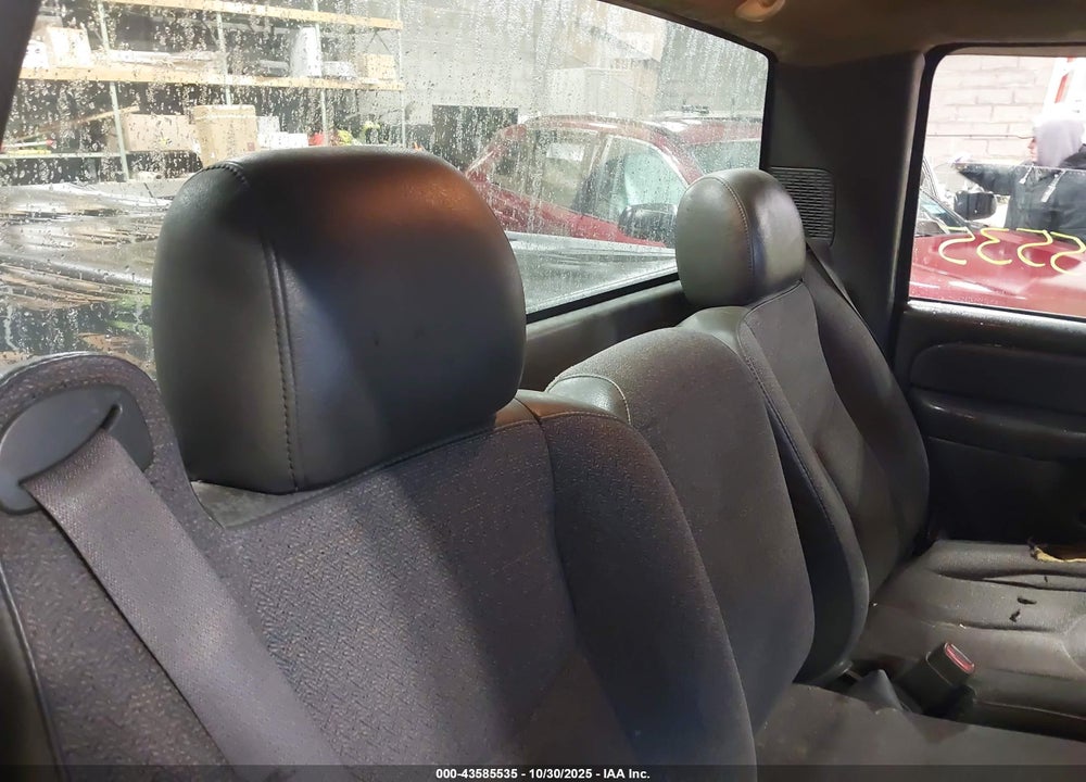 2003 CHEVROLET SILVERADO 2500HD WORK TRUCK VIN: 1GCHC24U53E373335