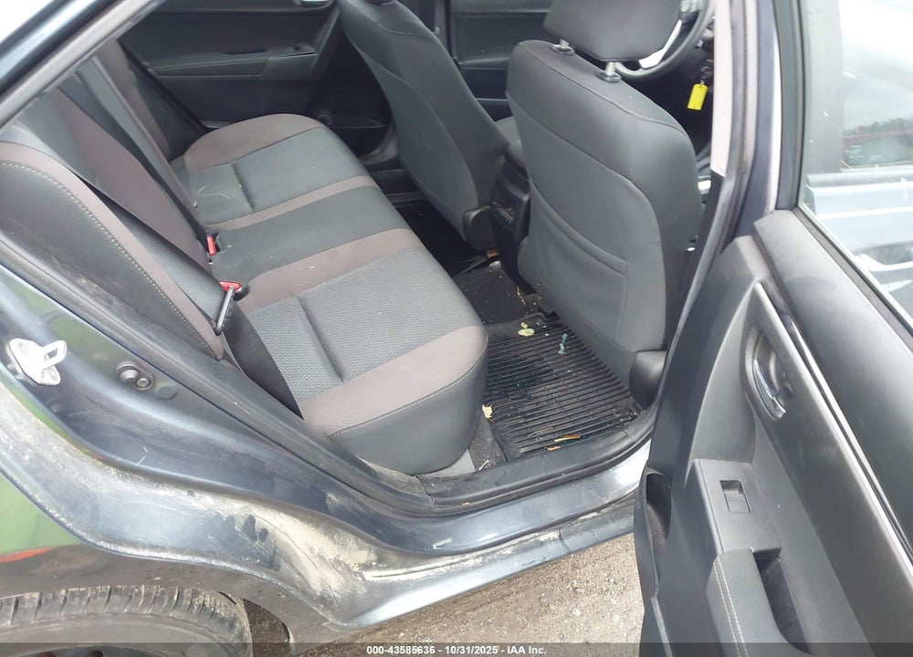 2019 TOYOTA COROLLA LE VIN: 2T1BURHE1KC177019