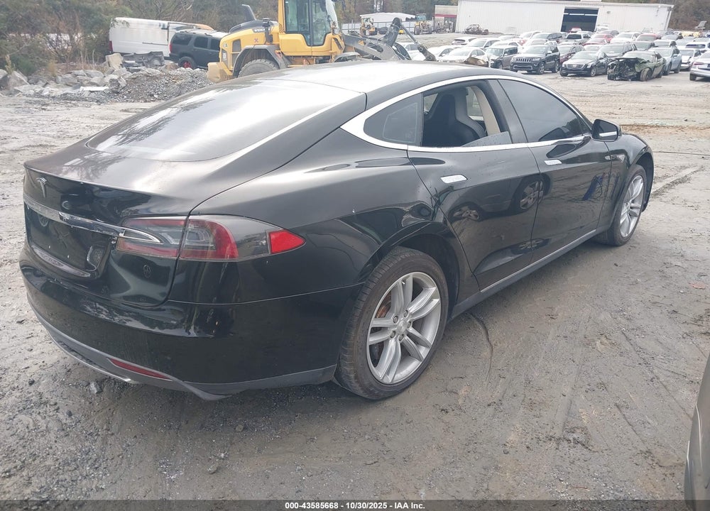 2013 TESLA MODEL S VIN: 5YJSA1AG7DFP05022