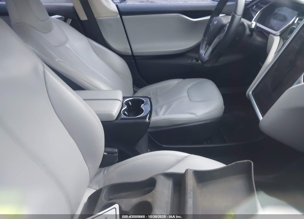2013 TESLA MODEL S VIN: 5YJSA1AG7DFP05022