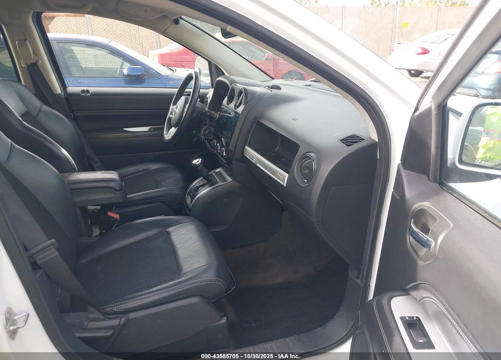 2017 JEEP COMPASS LATITUDE 4X4 VIN: 1C4NJDEB1HD104621