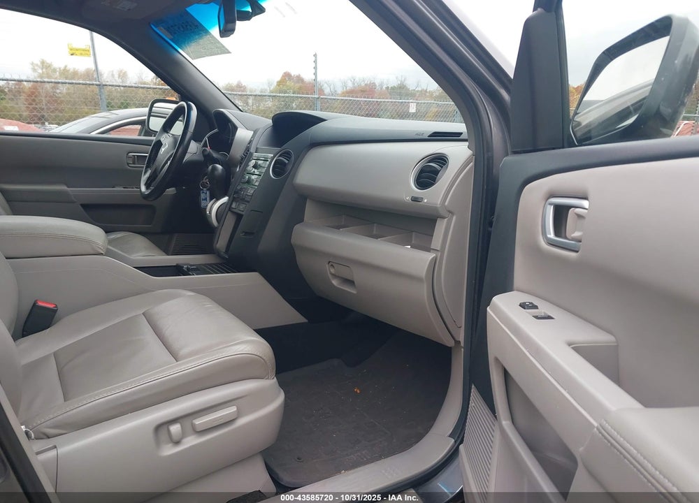 2010 HONDA PILOT EXL VIN: 5FNYF4H63AB024099