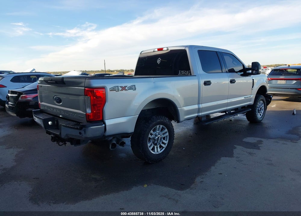 2018 FORD F-250 XLT VIN: 1FT7W2BT1JEB31104
