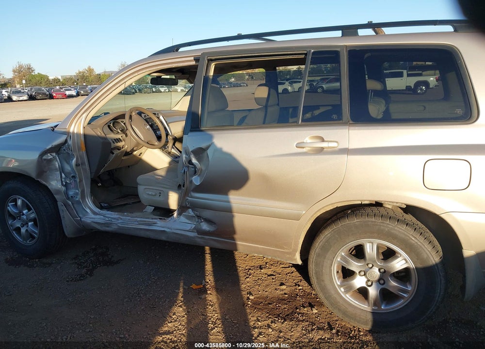2005 TOYOTA HIGHLANDER V6 VIN: JTEGP21AX50050694