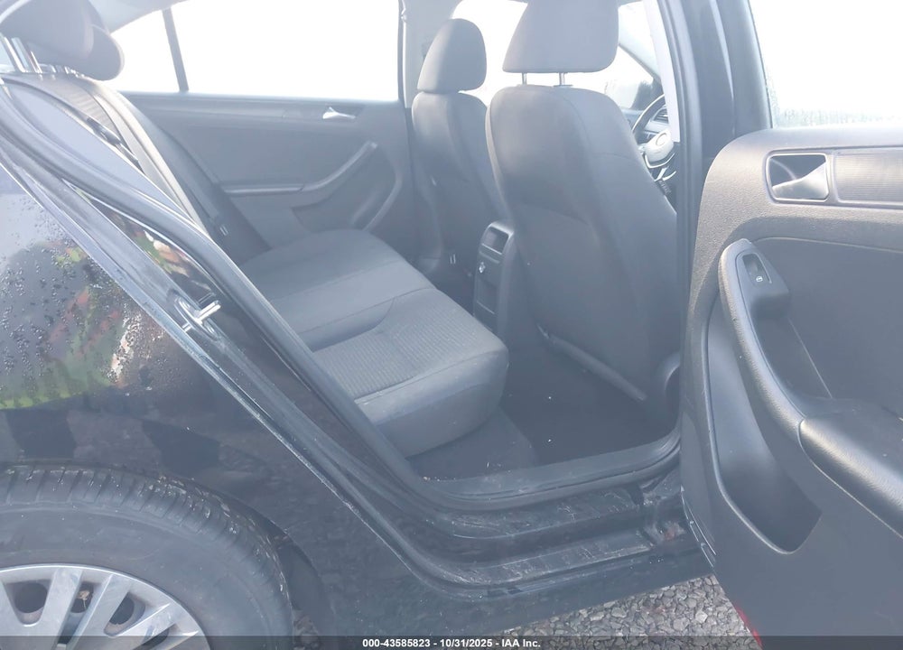 2015 VOLKSWAGEN JETTA 2.0L S VIN: 3VW2K7AJ0FM284297
