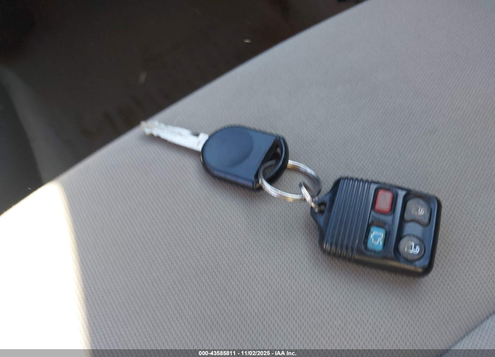 2008 FORD FOCUS VIN: 1FAHP35N08W228650