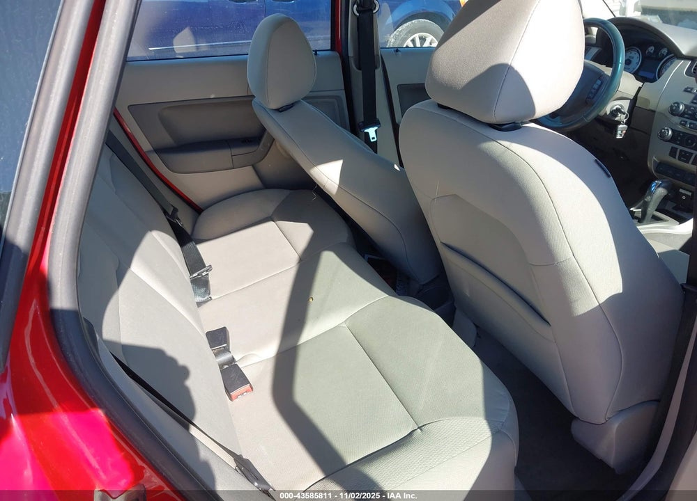 2008 FORD FOCUS VIN: 1FAHP35N08W228650