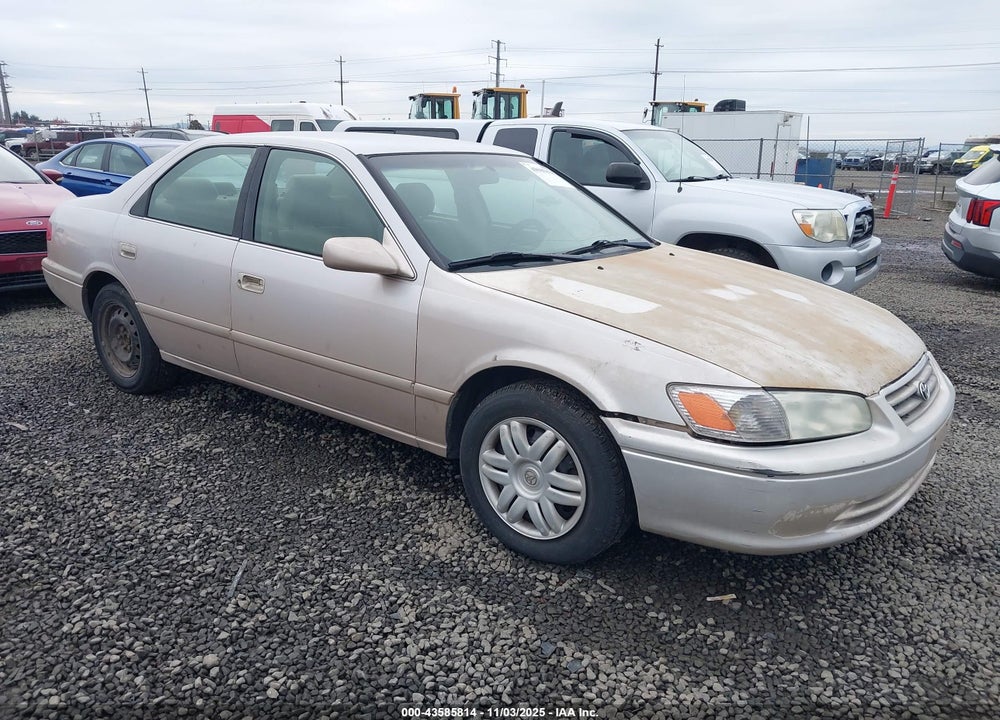 2001 TOYOTA CAMRY LE VIN: 4T1BG22K81U095959