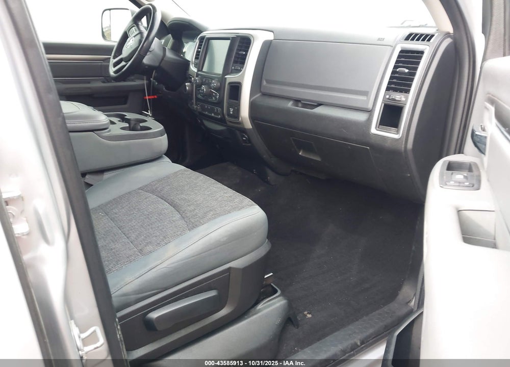 2017 RAM 1500 VIN: 1C6RR7TTXHS699253