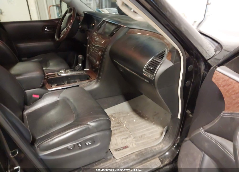 2015 INFINITI QX80 VIN: JN8AZ2NE8F9086578