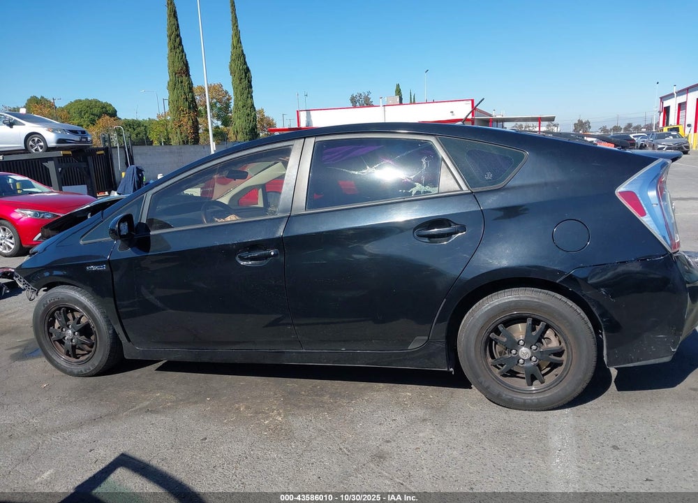2013 TOYOTA PRIUS TWO VIN: JTDKN3DU4D5619167