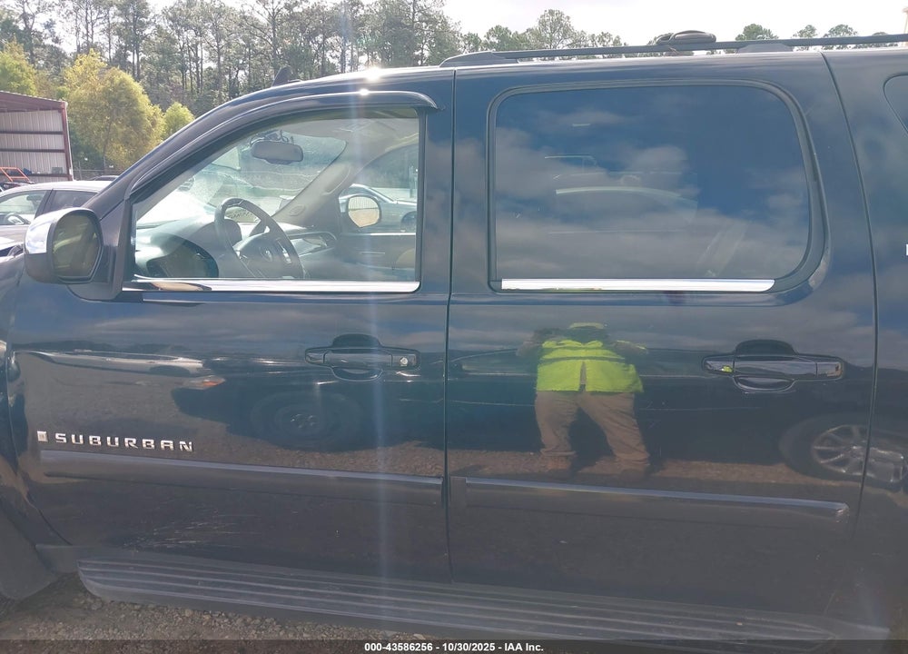2007 CHEVROLET SUBURBAN 1500 LTZ VIN: 1GNFK16307R360880