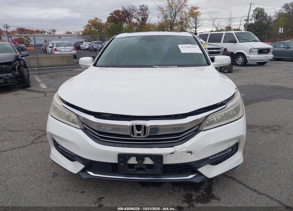 2017 HONDA ACCORD TOURING V6 VIN: 1HGCR3F91HA019349