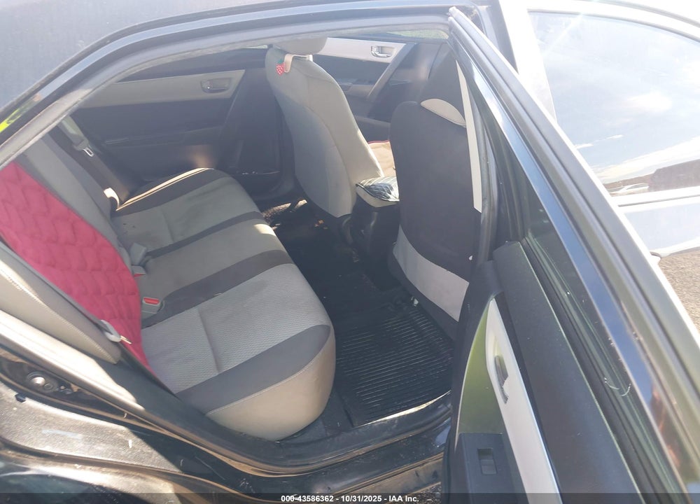2019 TOYOTA COROLLA LE VIN: 2T1BURHE7KC125152