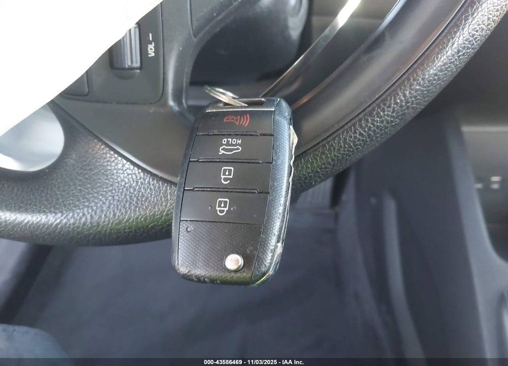 2017 KIA FORTE LX VIN: 3KPFK4A78HE121515