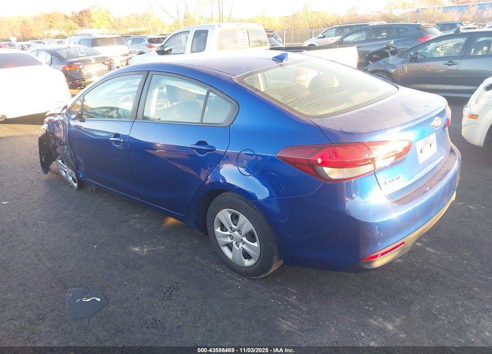 2017 KIA FORTE LX VIN: 3KPFK4A78HE121515