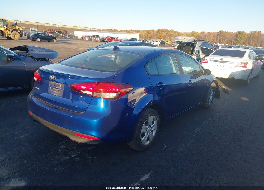 2017 KIA FORTE LX VIN: 3KPFK4A78HE121515