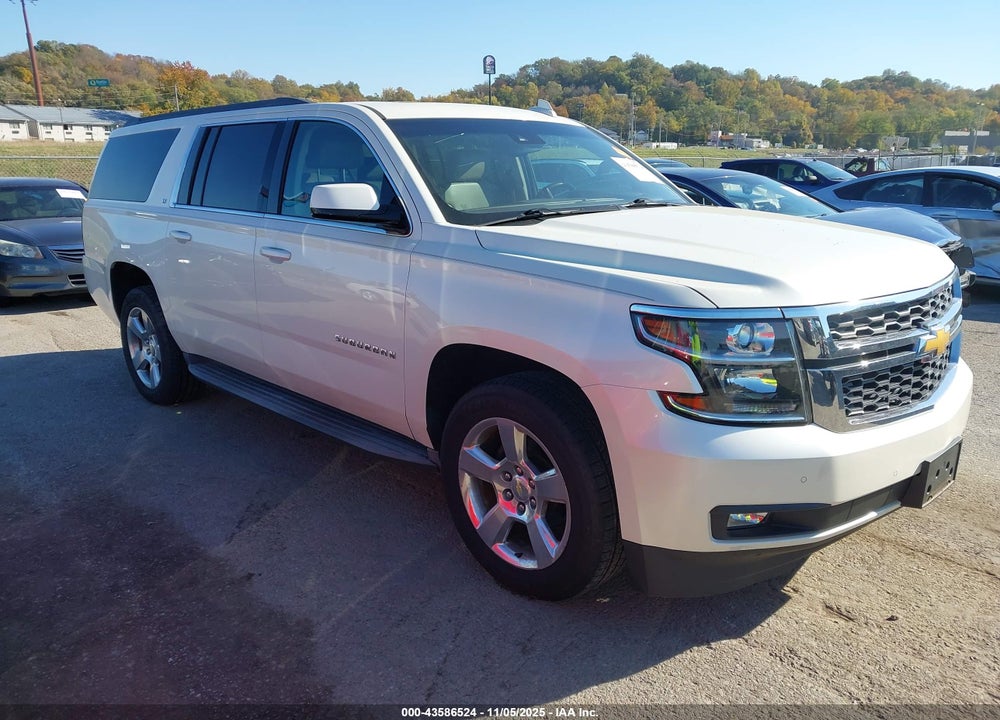 2015 CHEVROLET SUBURBAN 1500 LT VIN: 1GNSKJKCXFR535655