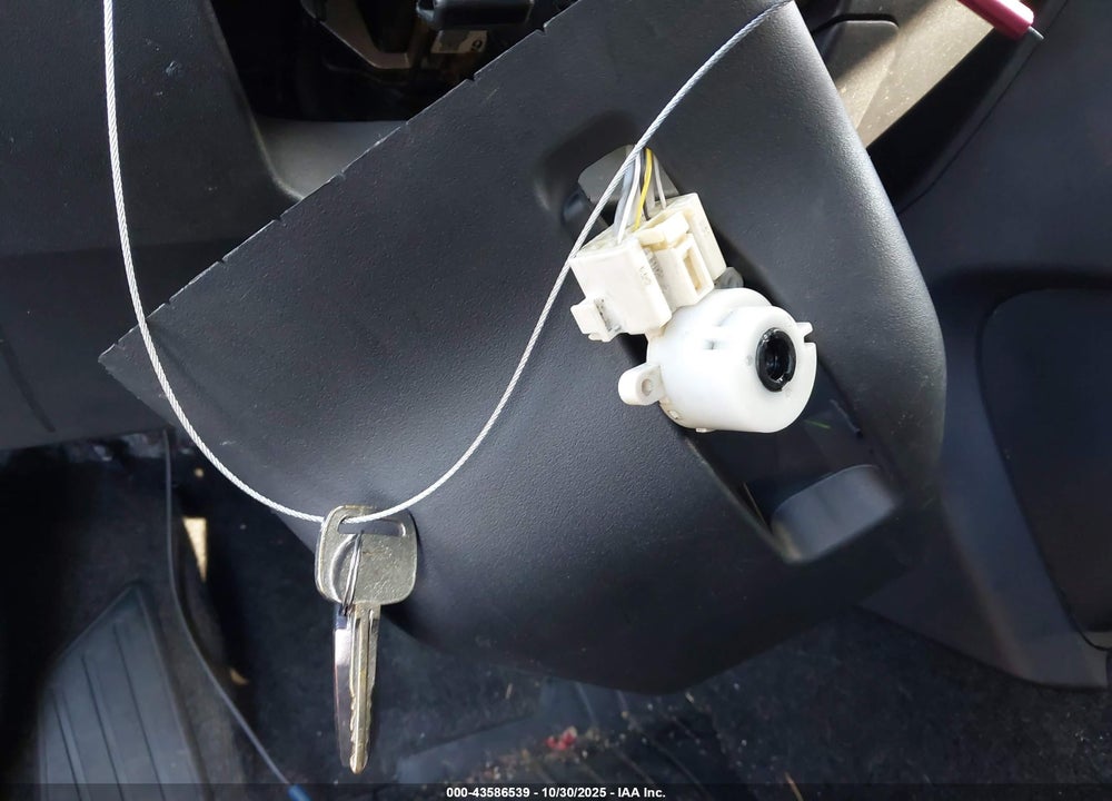2011 SCION XB VIN: JTLZE4FE4B1128889