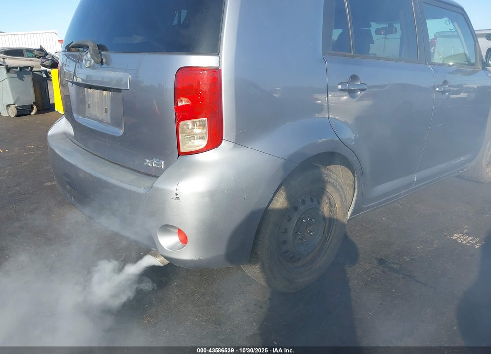 2011 SCION XB VIN: JTLZE4FE4B1128889