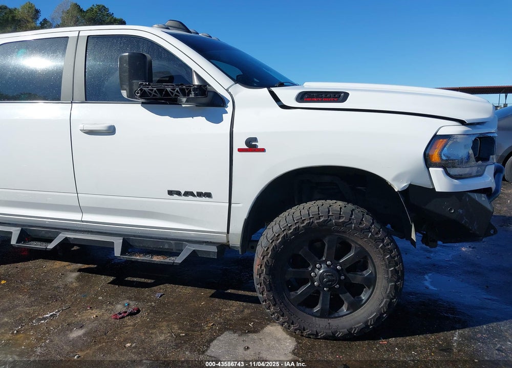 2022 RAM 2500 BIG HORN 4X4 6'4 BOX VIN: 3C6UR5DL6NG280848