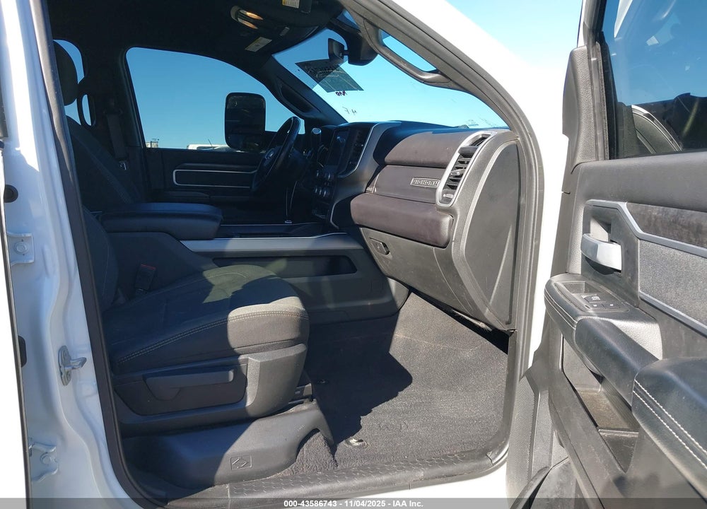 2022 RAM 2500 BIG HORN 4X4 6'4 BOX VIN: 3C6UR5DL6NG280848
