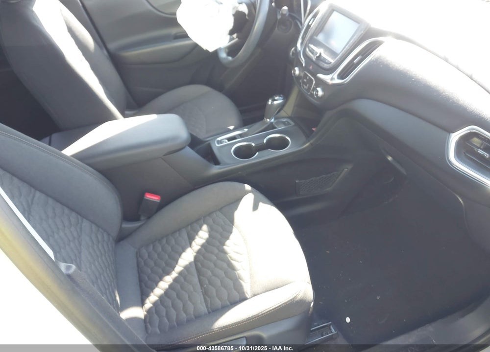 2018 CHEVROLET EQUINOX VIN: 2GNAXSEV3J6107043