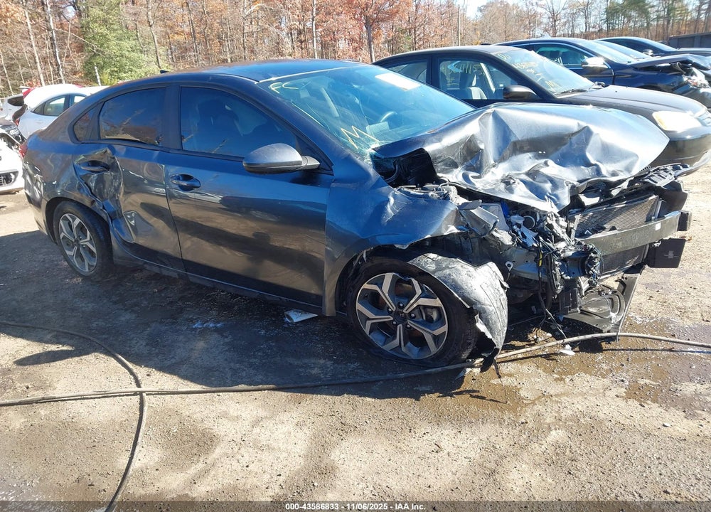 2021 KIA FORTE LXS VIN: 3KPF24AD1ME353972