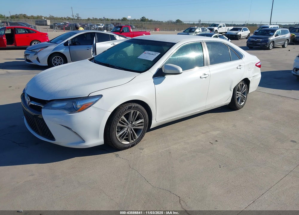 2015 TOYOTA CAMRY SE VIN: 4T1BF1FK3FU489965