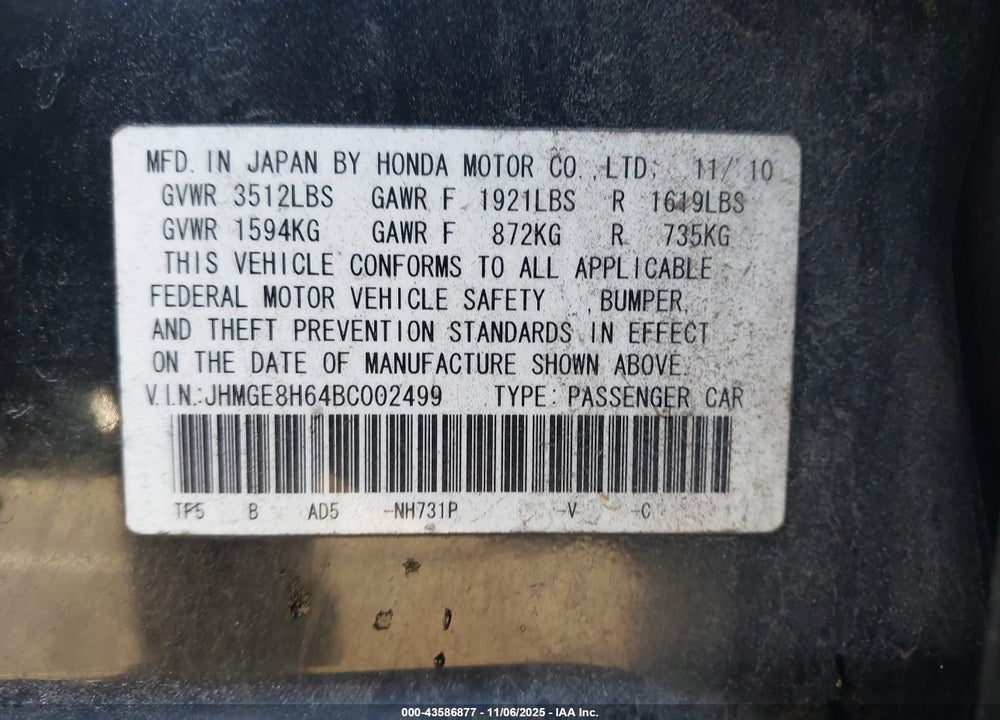 2011 HONDA FIT VIN: JHMGE8H64BC002499
