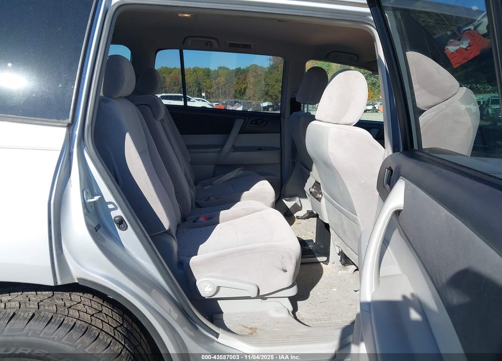 2010 TOYOTA HIGHLANDER VIN: JTEBK3EH6A2153003
