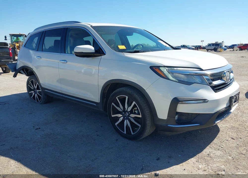 2019 HONDA PILOT TOURING VIN: 5FNYF5H9XKB035179