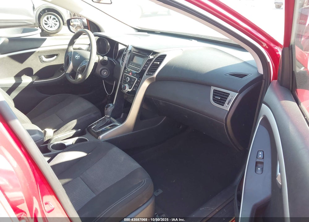 2014 HYUNDAI ELANTRA GT VIN: KMHD35LHXEU231393