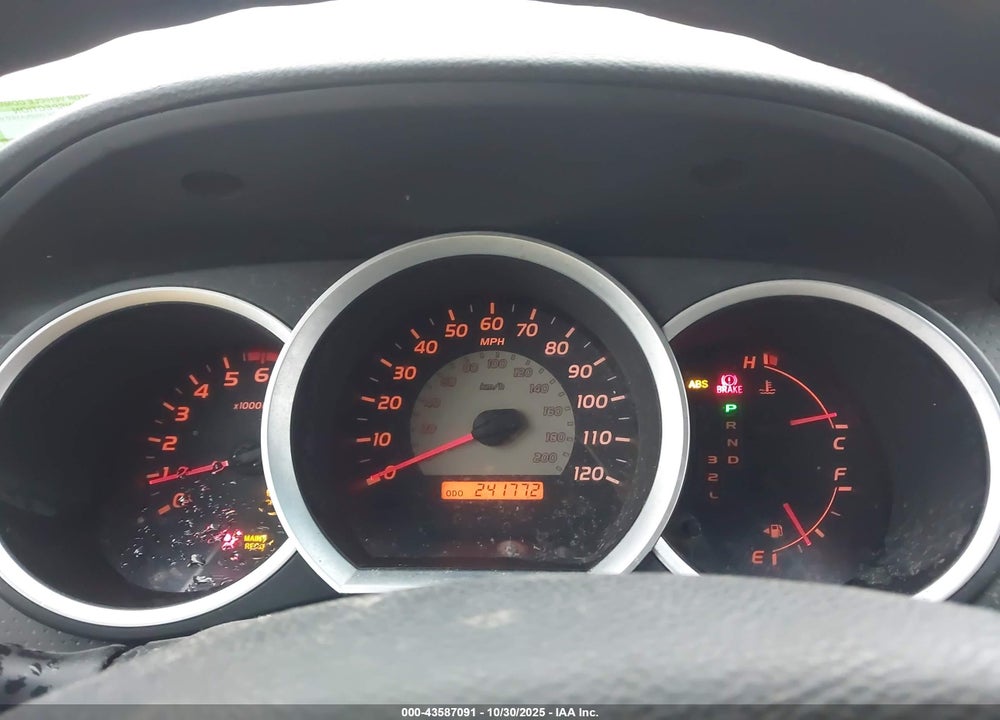 2005 TOYOTA TACOMA VIN: 5TENX22N05Z049907