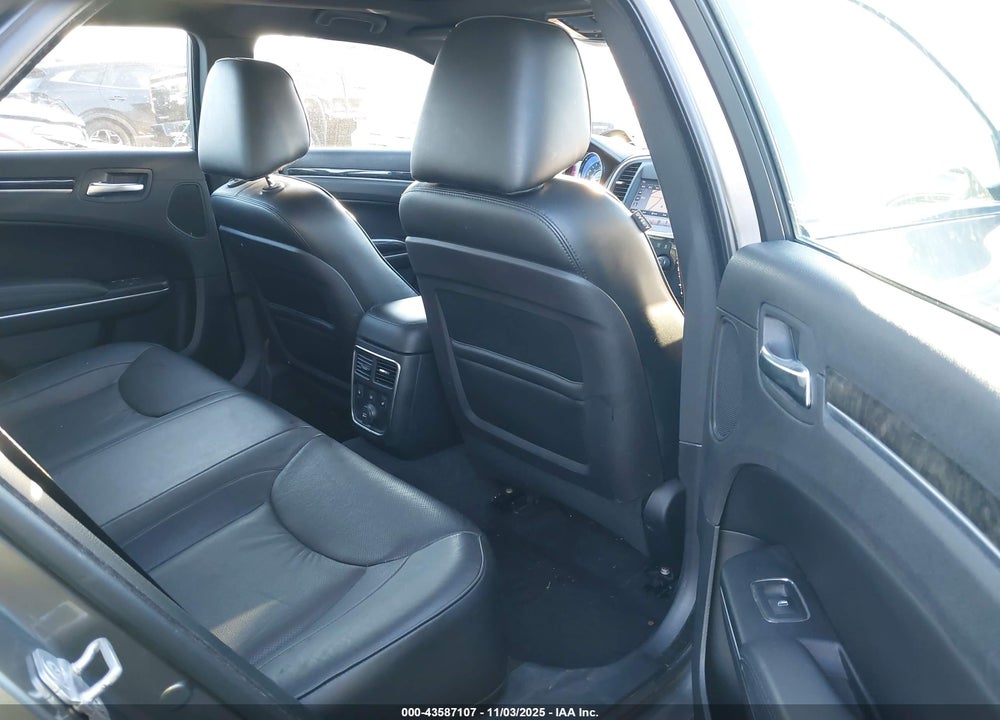 2011 CHRYSLER 300 VIN: 2C3CA5CG0BH564749