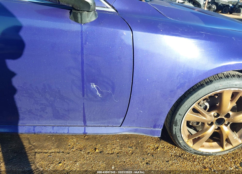 2009 LEXUS IS 250 VIN: JTHBK262295090435