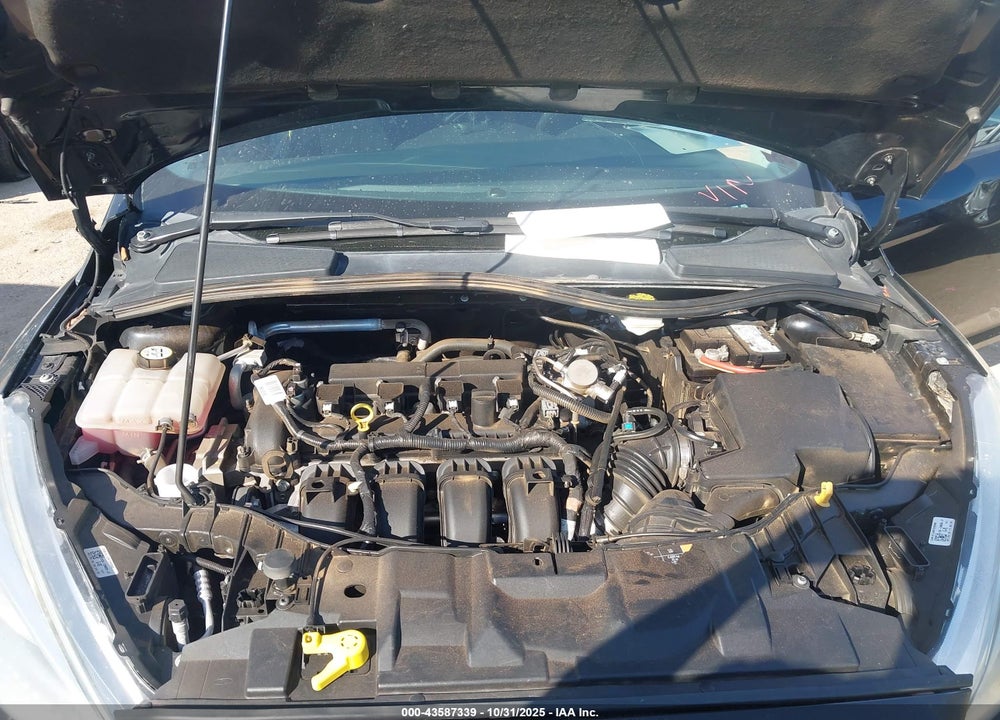 2018 FORD FOCUS SE VIN: 1FADP3K26JL282549