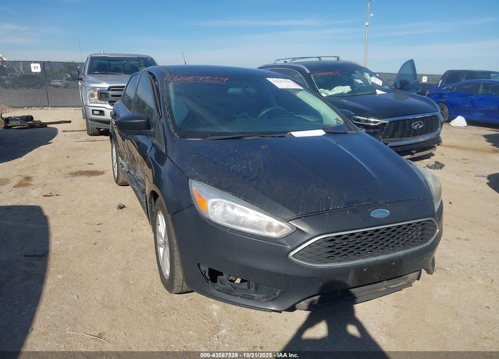 2018 FORD FOCUS SE VIN: 1FADP3K26JL282549