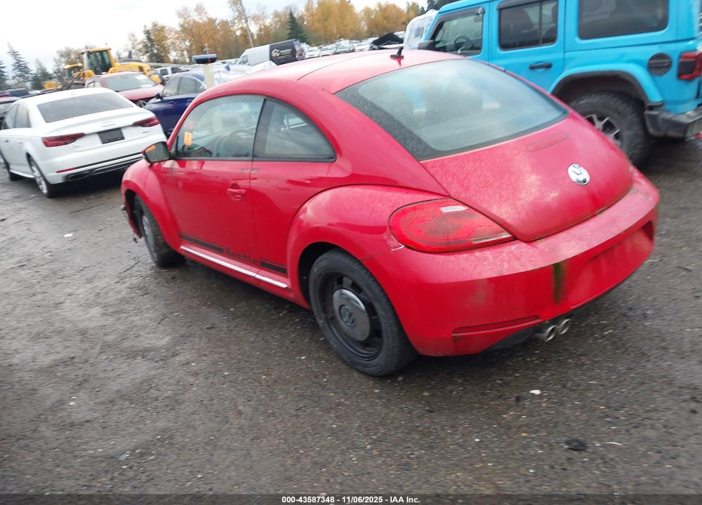 2013 VOLKSWAGEN BEETLE 2.5L VIN: 3VWJP7AT5DM688871